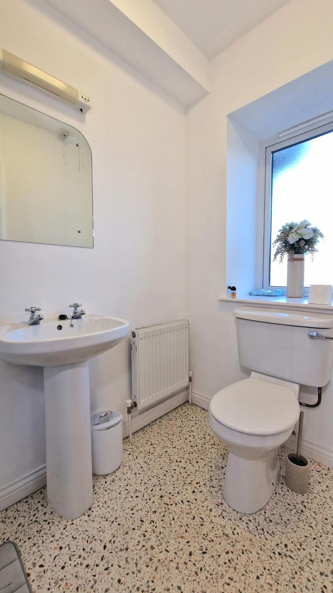 Cosy 3 Bedroom All Ensuites Galway Eksteriør billede